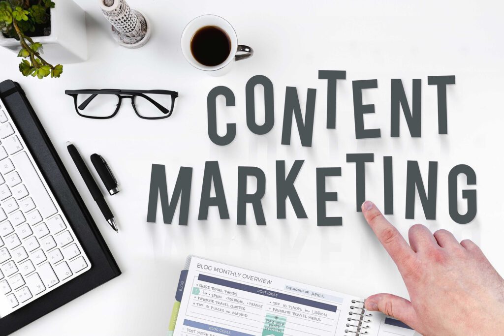 content marketing auf dem Schreibtisch